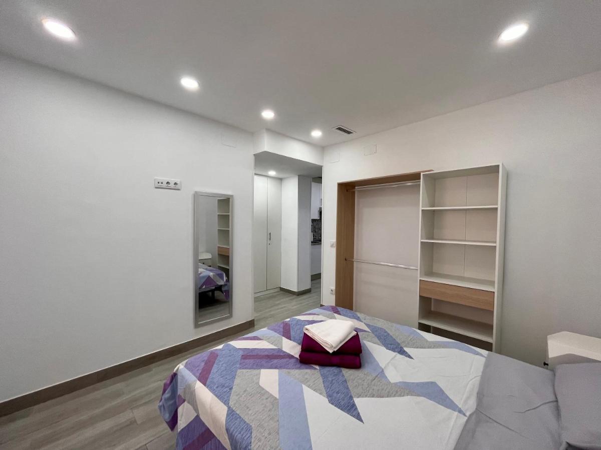 Maximilian Dreams 2 Apartment Madrid Exterior photo