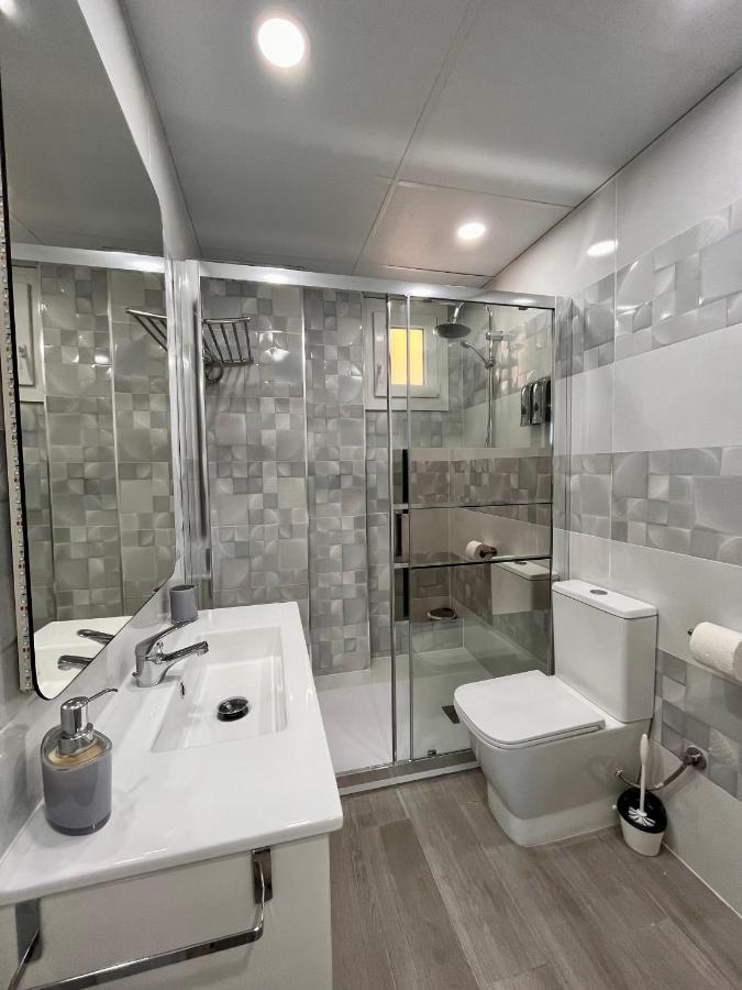 Maximilian Dreams 2 Apartment Madrid Exterior photo